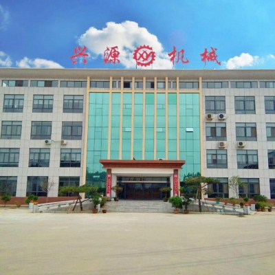 以科技創(chuàng)新為引領(lǐng)、先進(jìn)制造業(yè)為骨干